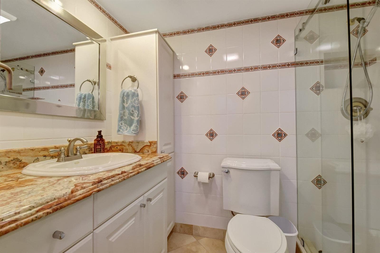 1206 S Lake Drive 504 photo 21
