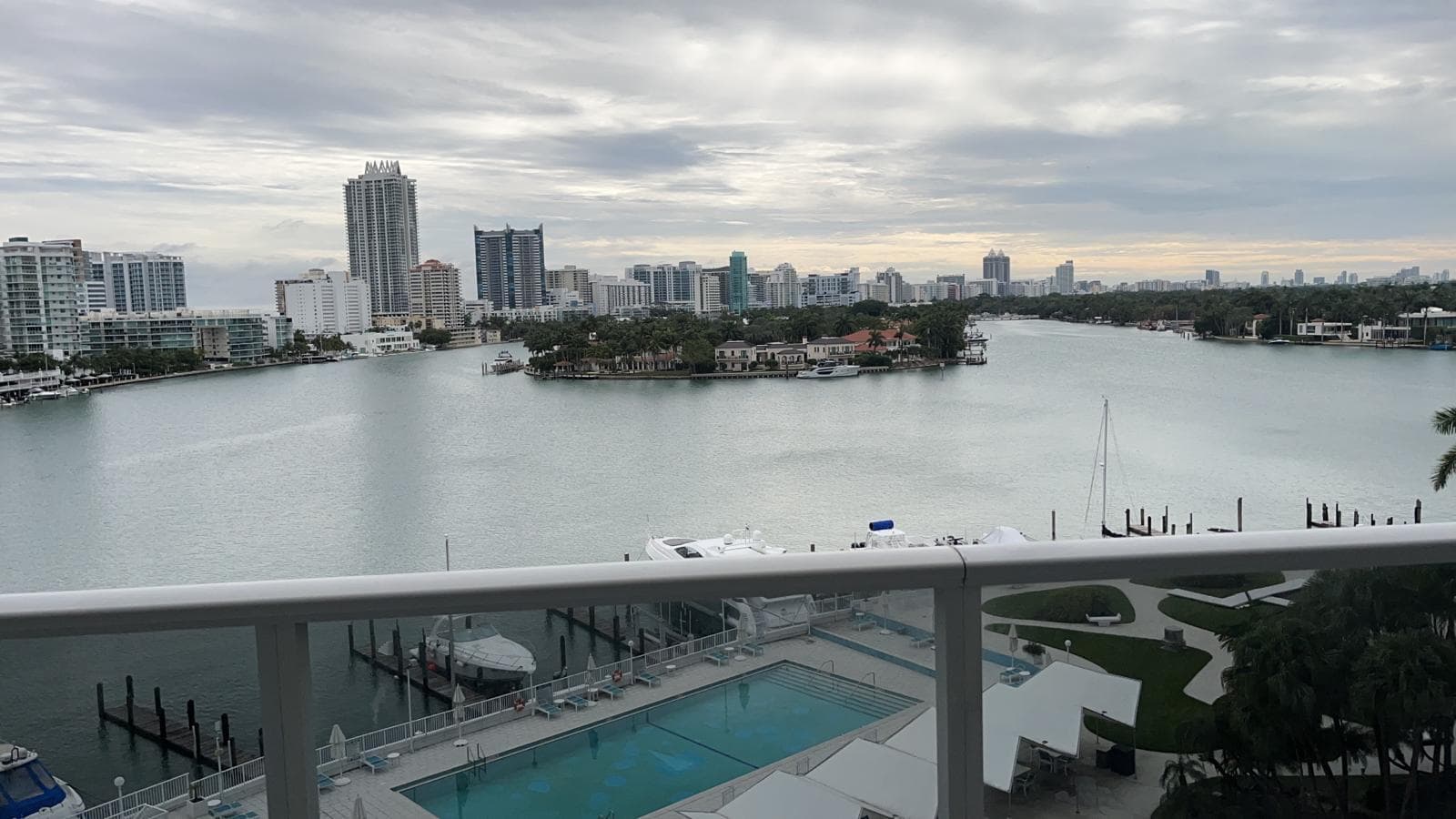 900 Bay Drive 706 photo 14