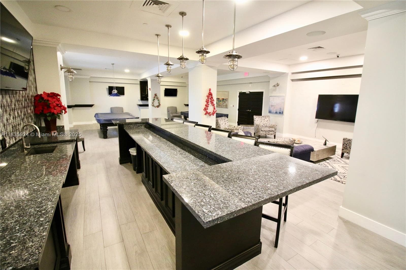2501 S Ocean Dr 427 photo 15