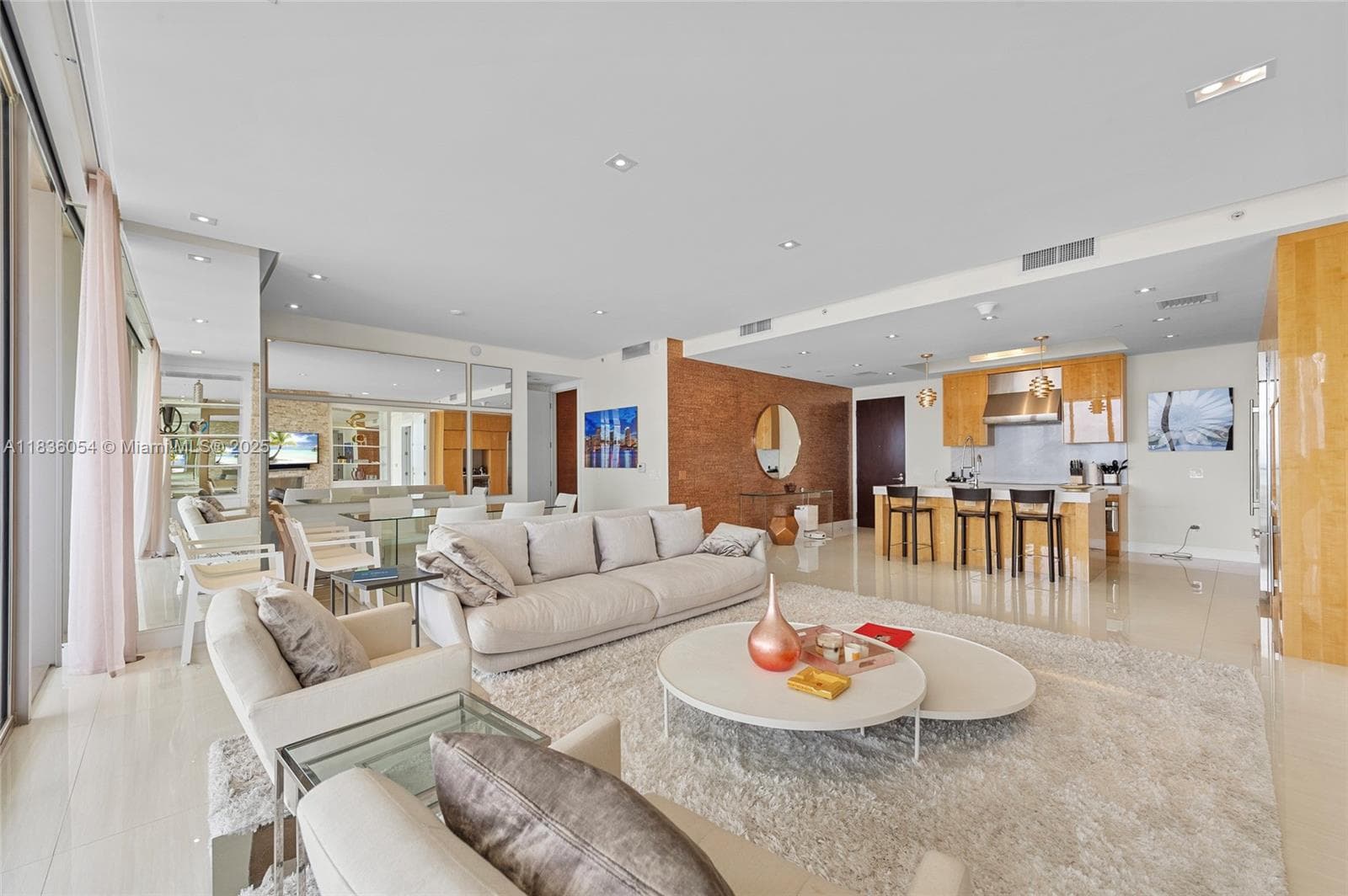 9705 Collins Ave 1905N photo 5