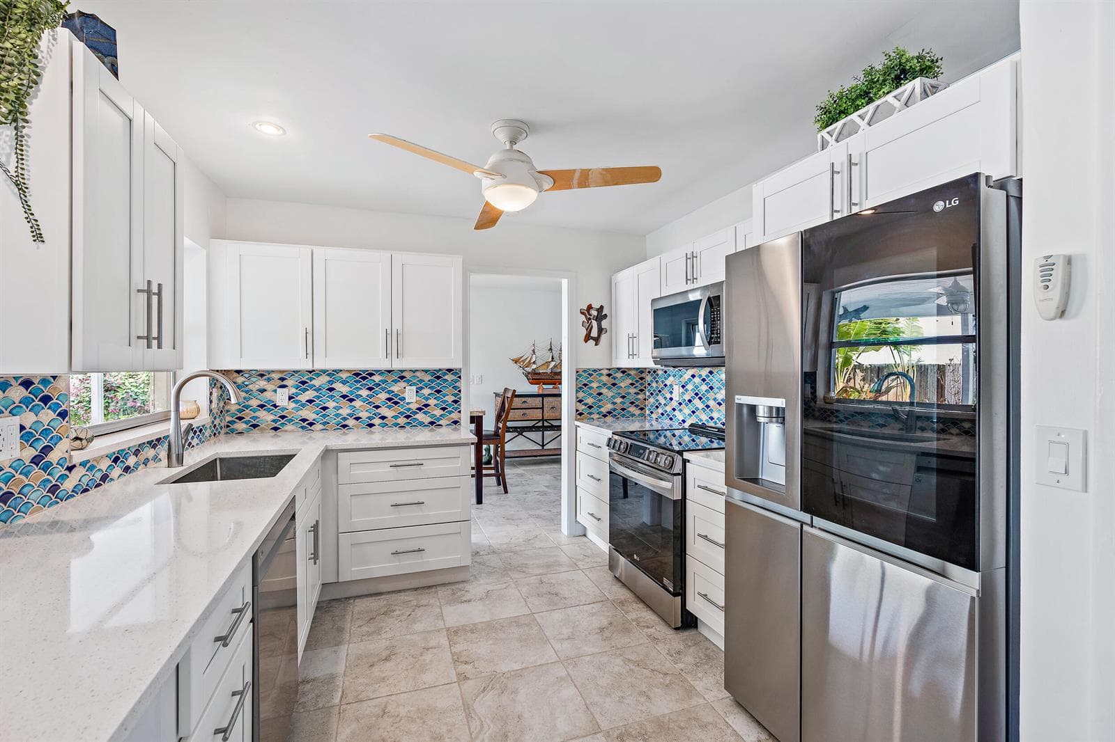 733 Waterway Drive photo 6