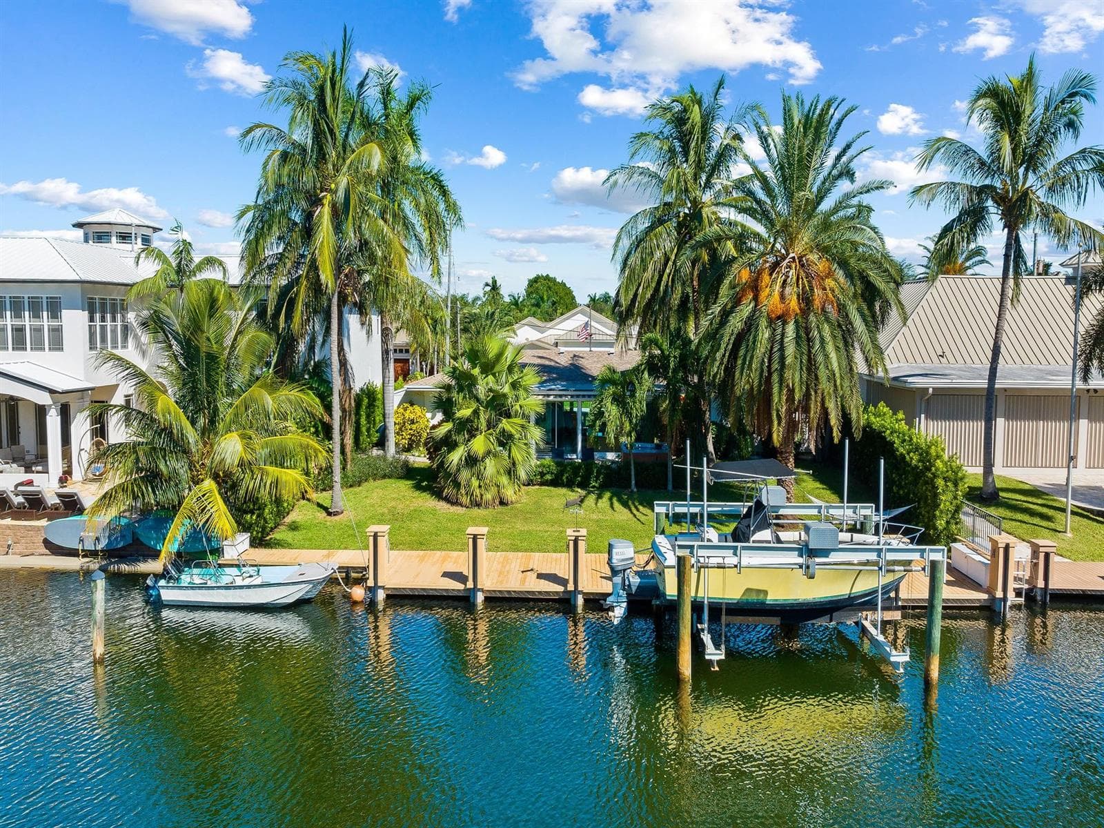 2612 Grace Drive photo 2