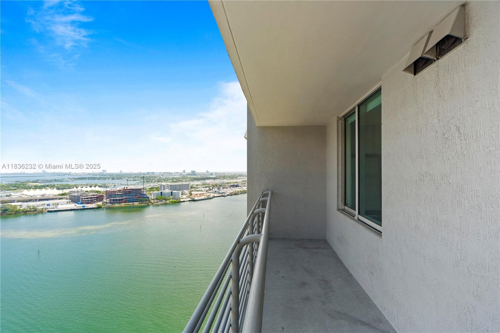 335 S Biscayne Blvd 3410 photo 9