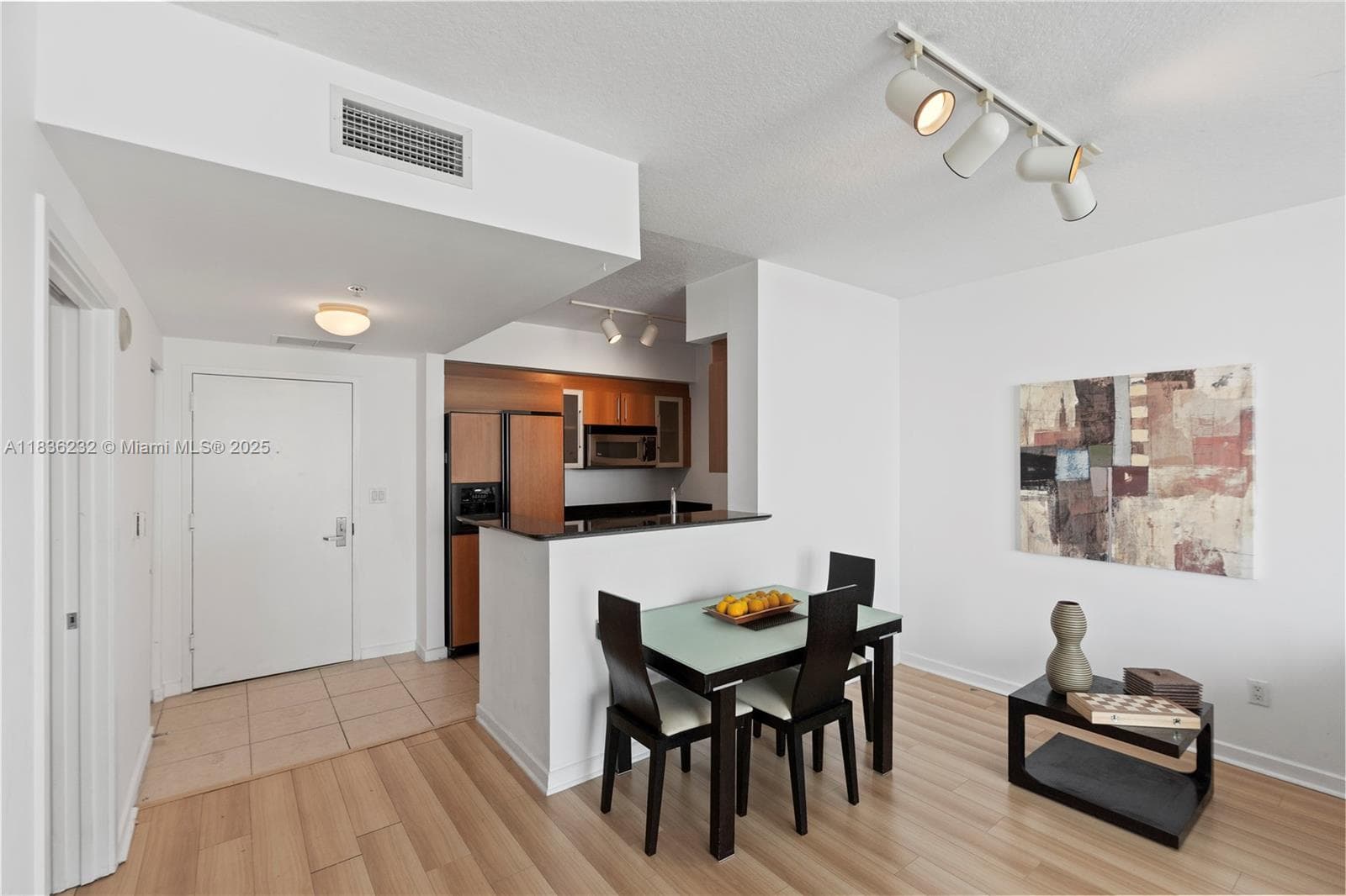 335 S Biscayne Blvd 3410 photo 25