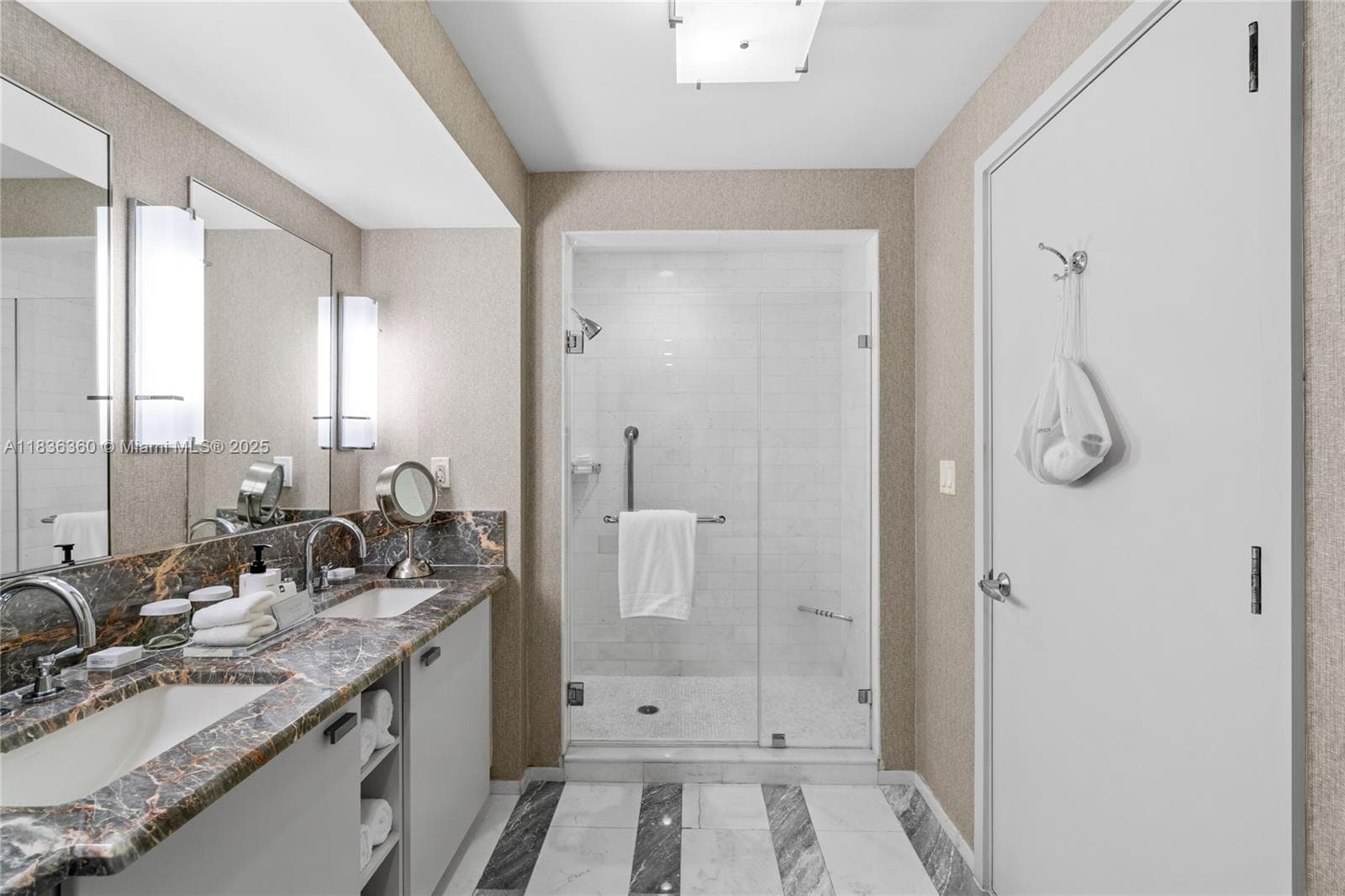 551 N Fort Lauderdale Beach Blvd R1909 photo 23