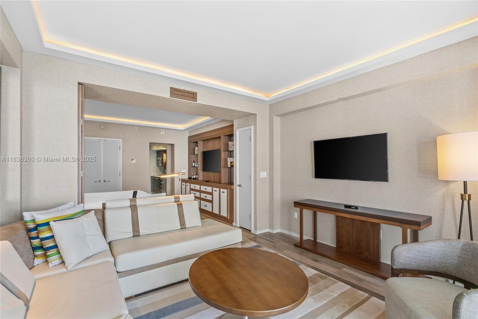 551 N Fort Lauderdale Beach Blvd R1909 photo 15