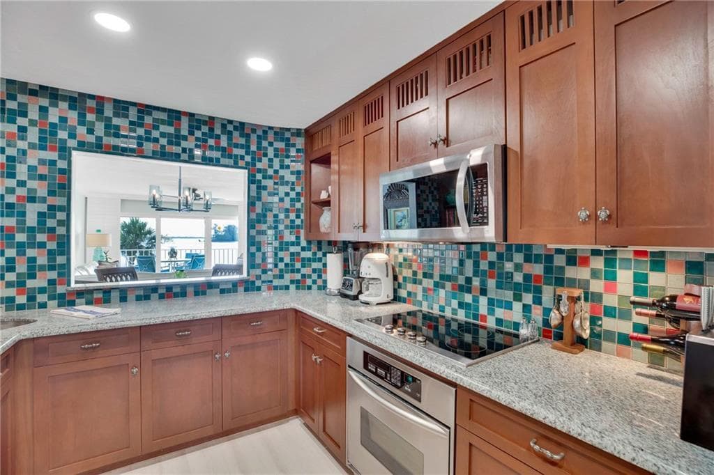 5914 S River Run Drive 5914 photo 12
