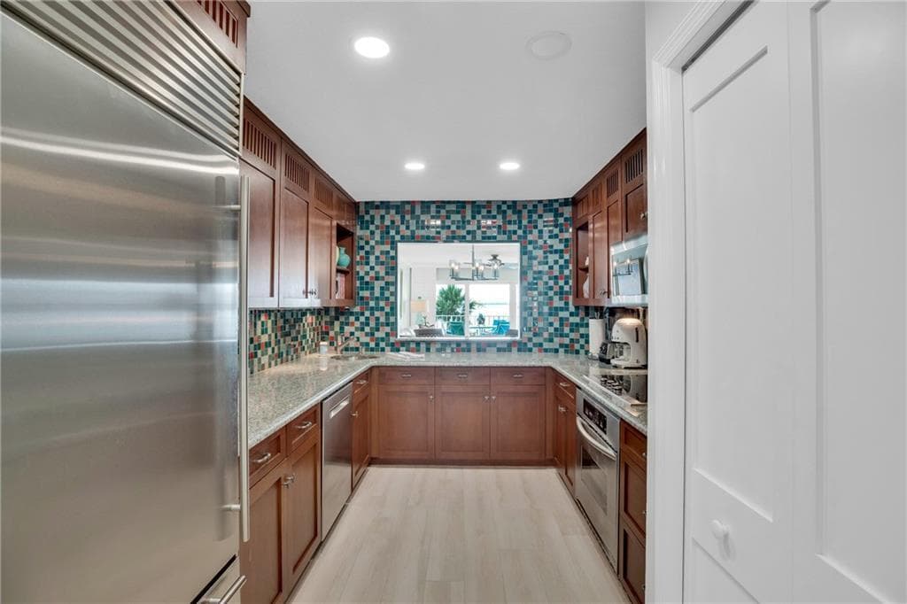 5914 S River Run Drive 5914 photo 11