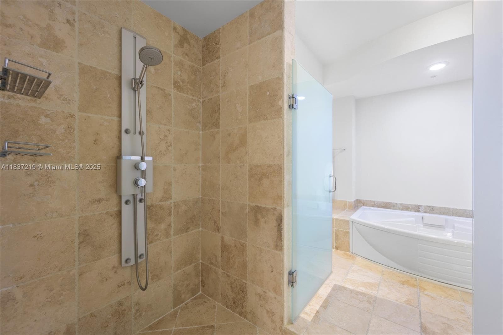 18201 Collins Ave 1006 photo 16