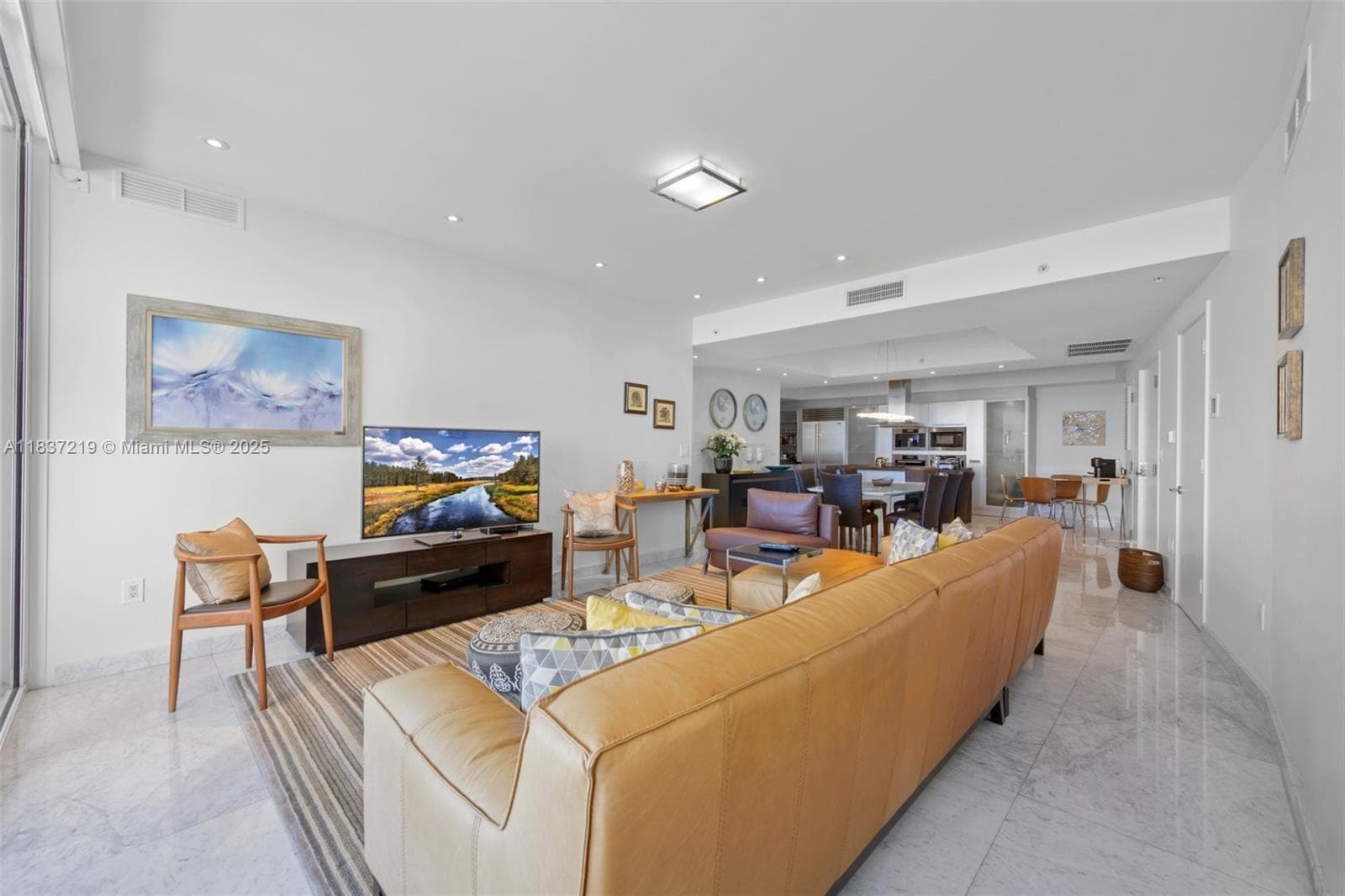 18201 Collins Ave 1006 photo 3