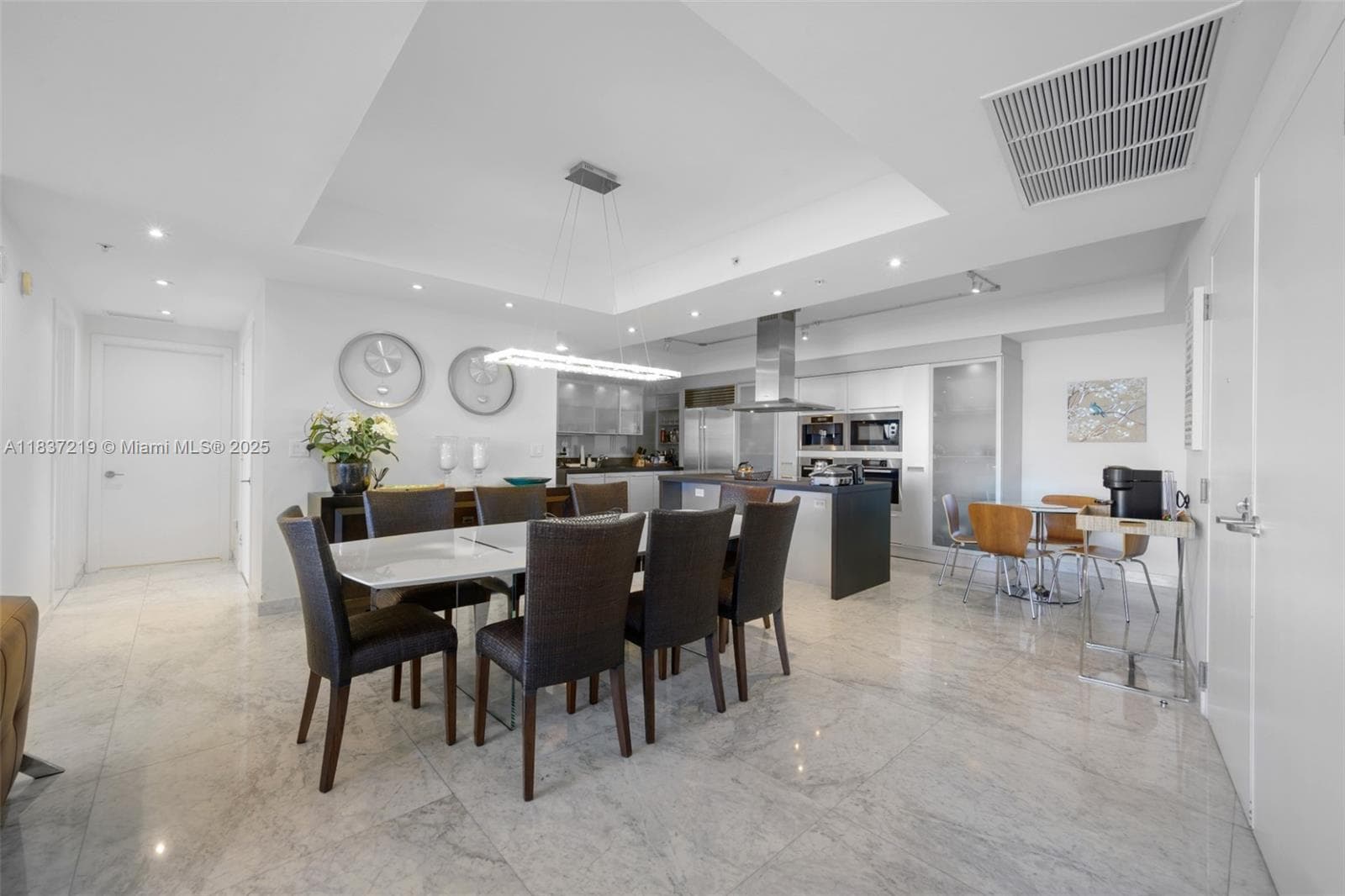 18201 Collins Ave 1006 photo 5