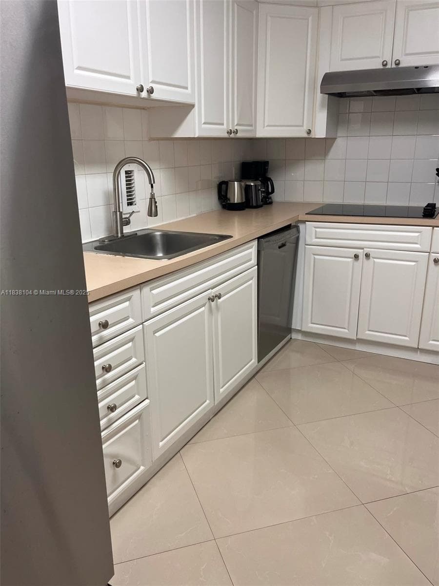 3801 S Ocean Dr PH16Y photo 7
