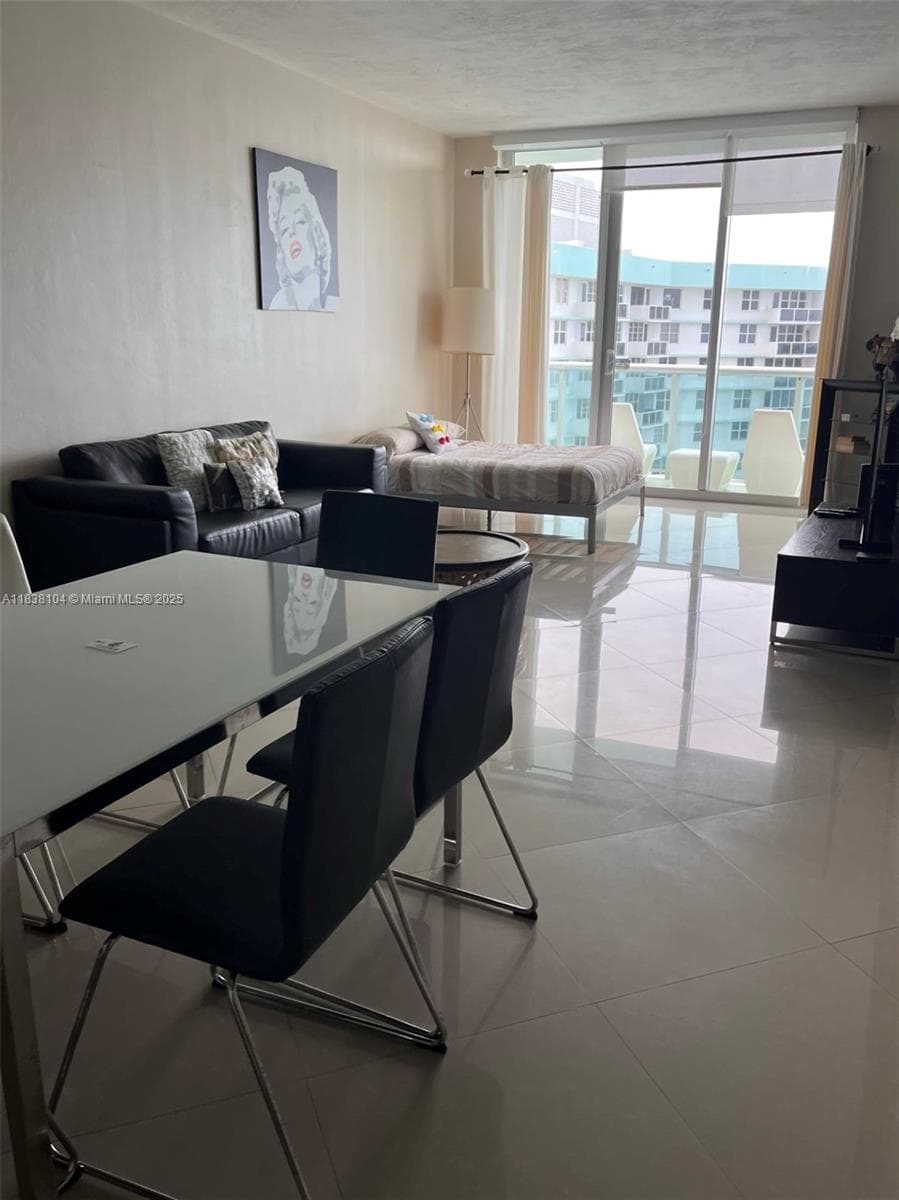 3801 S Ocean Dr PH16Y photo 3