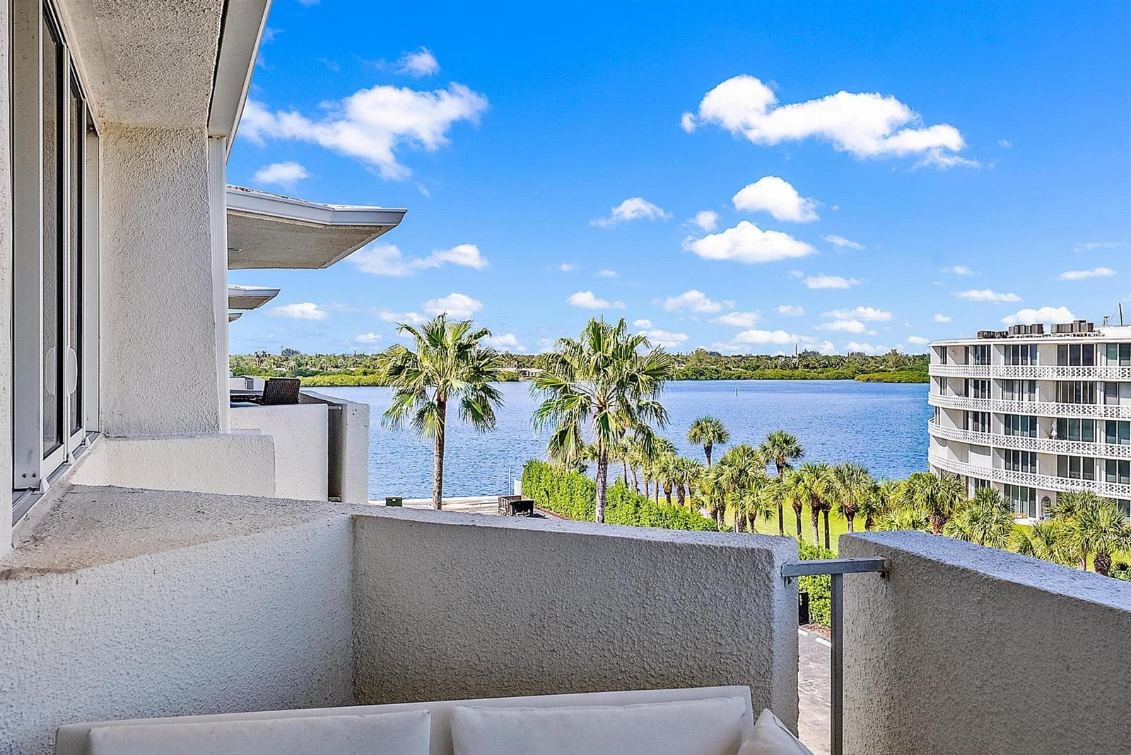 2773 S Ocean Boulevard 517 photo 2