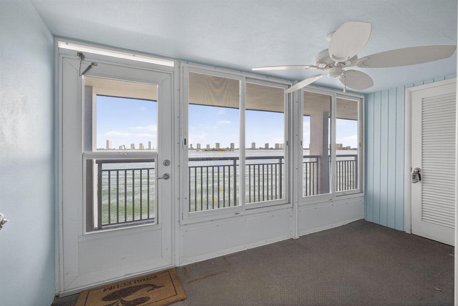 100 Shore Court 307 photo 21