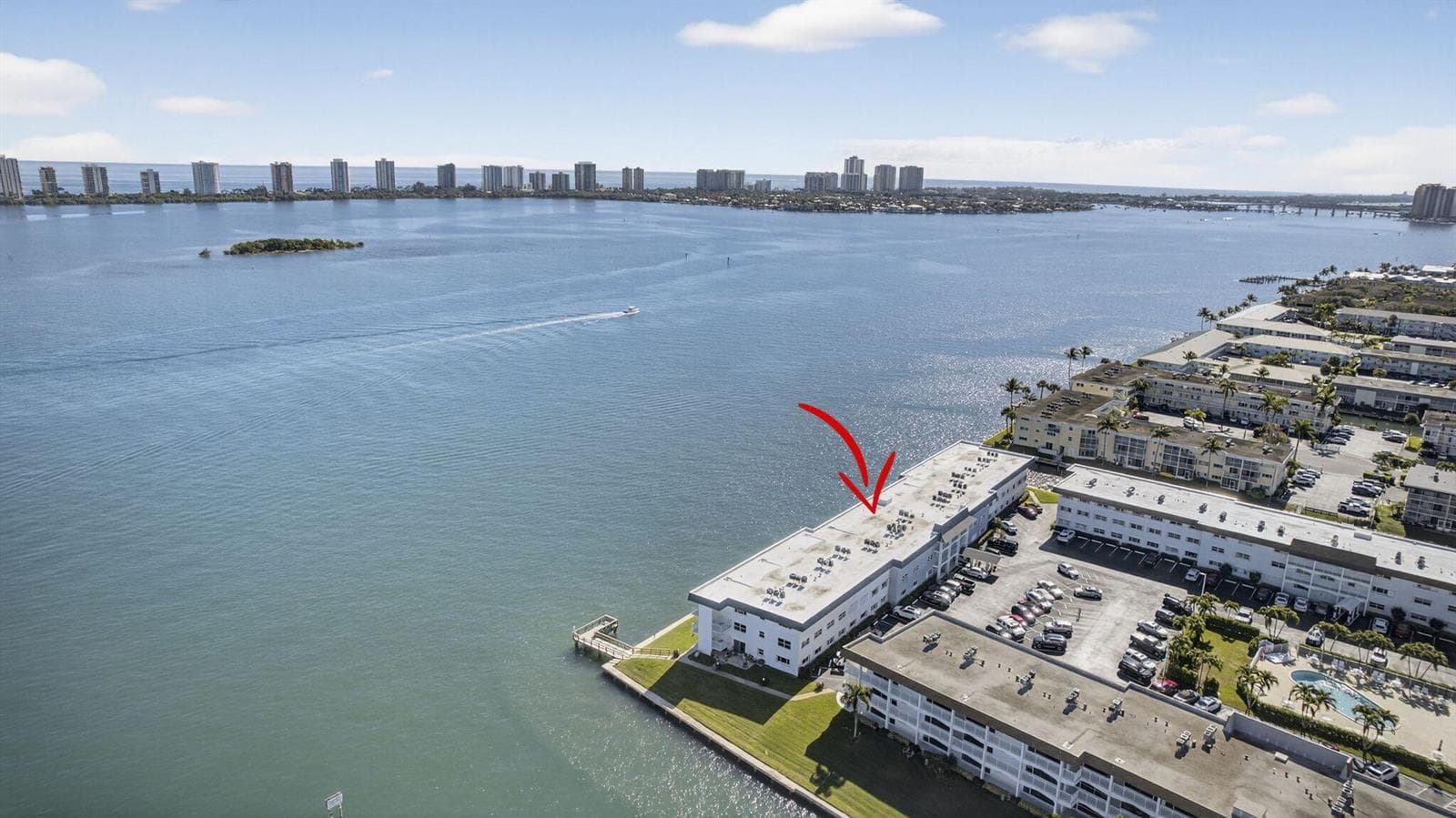 100 Shore Court 307 photo 1