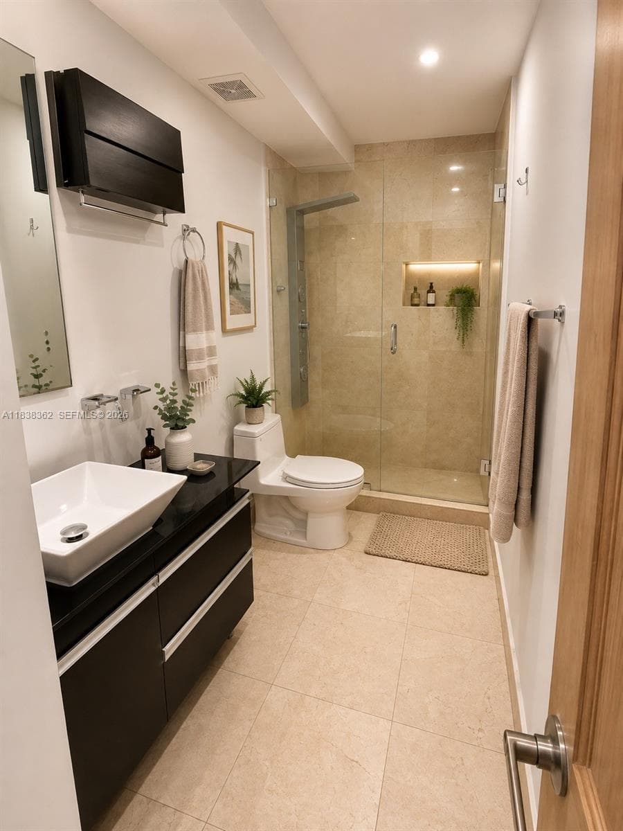 5401 Collins Ave 514 photo 23