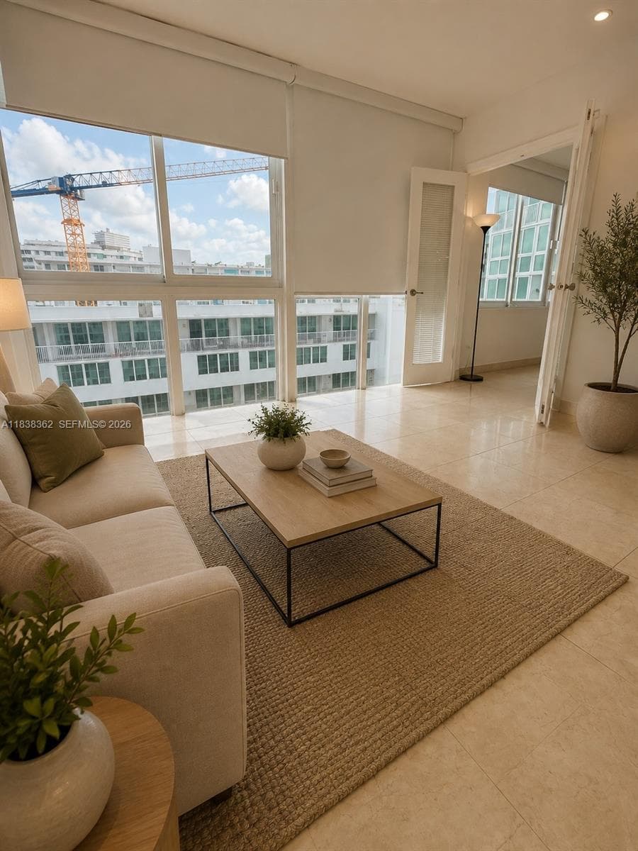 5401 Collins Ave 514 photo 18