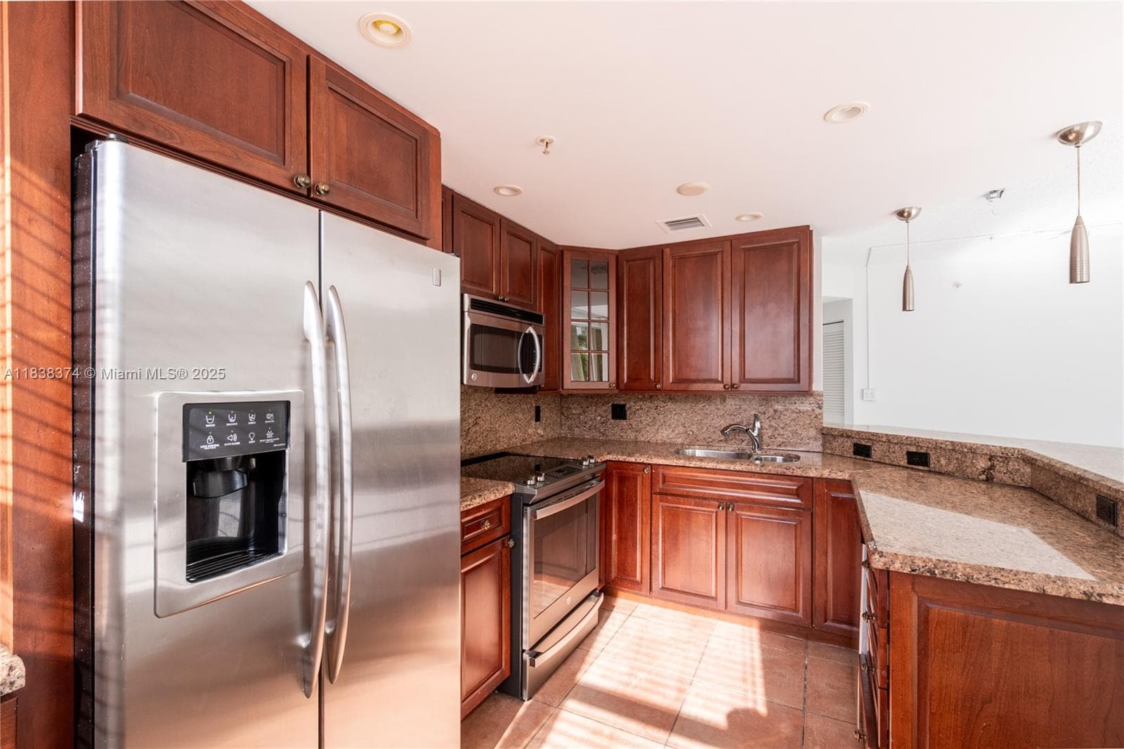 10140 W Bay Harbor Dr 201A photo 17