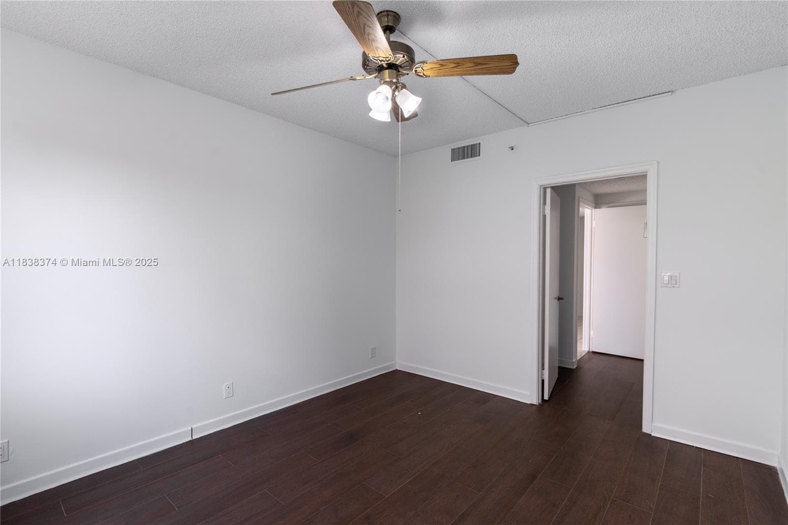 10140 W Bay Harbor Dr 201A photo 11