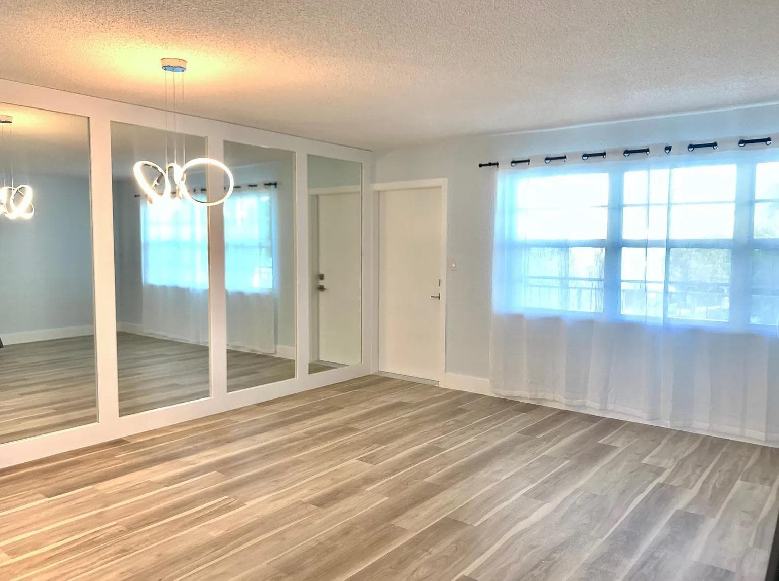 2850 NE 14th Street 306b photo 6