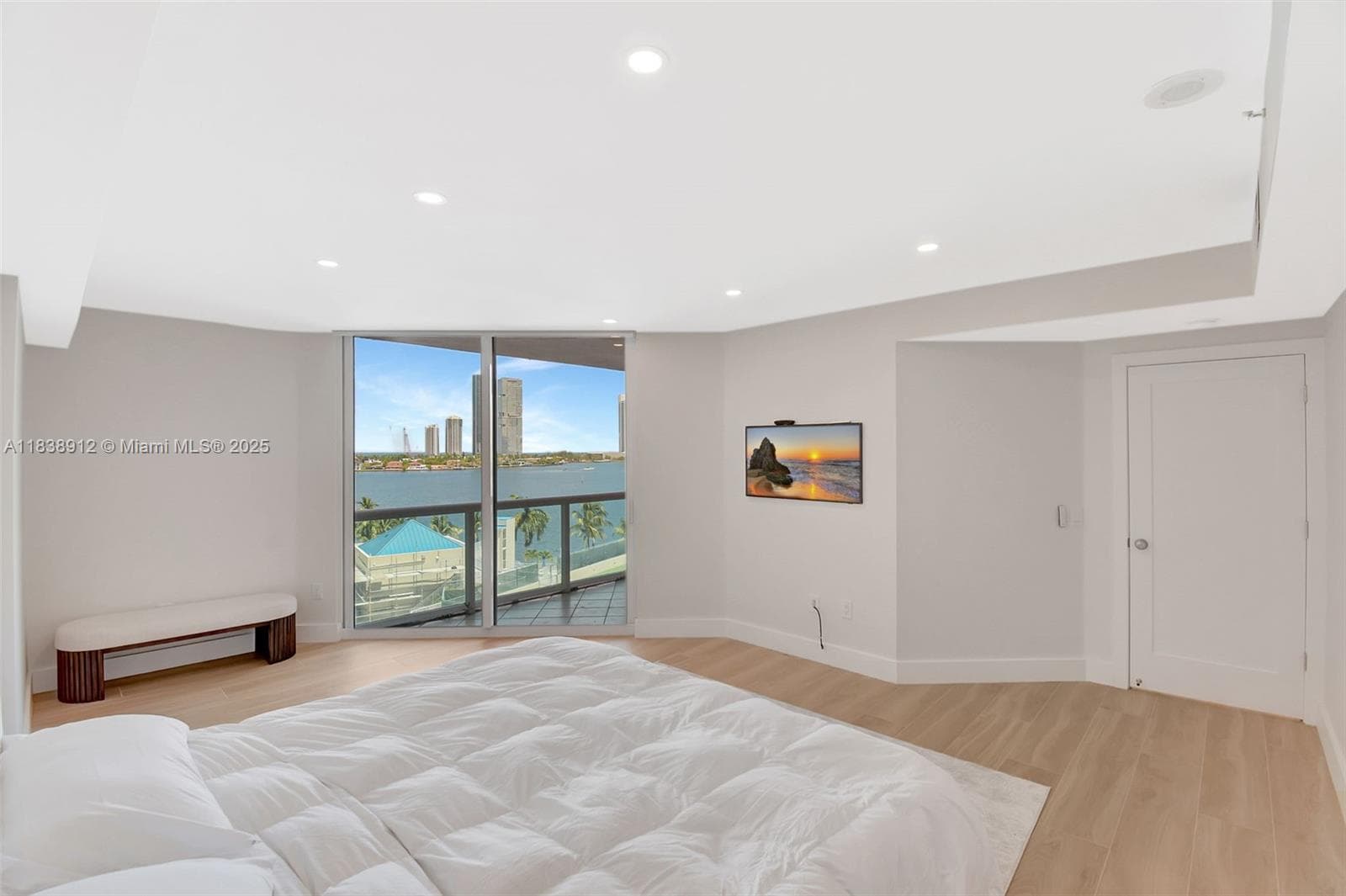 3370 Hidden Bay Dr 812 photo 25