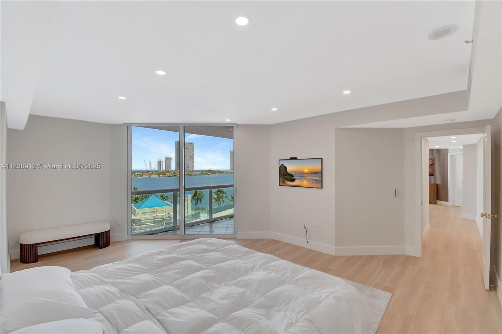 3370 Hidden Bay Dr 812 photo 24