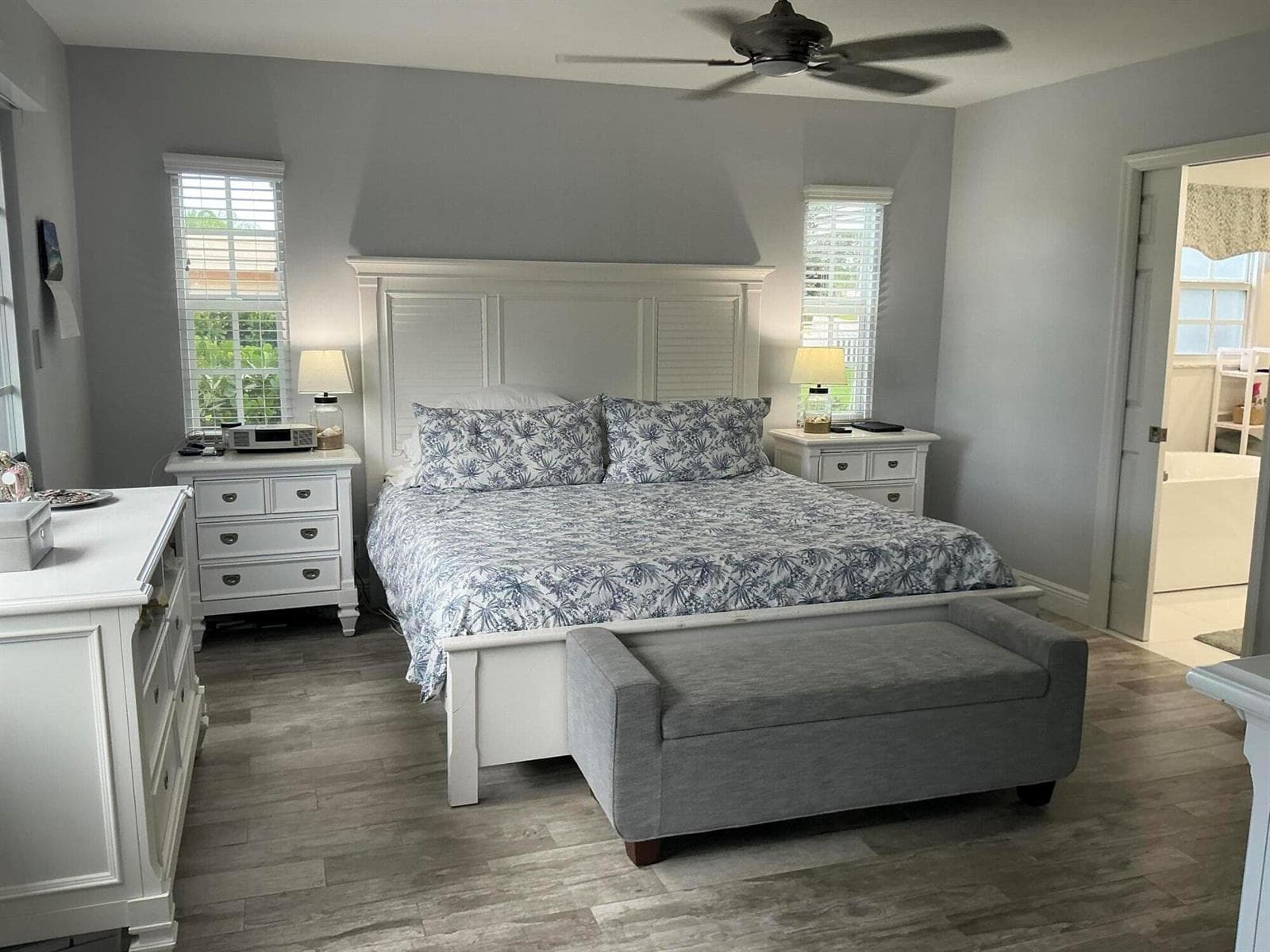 18 Holly Drive photo 2