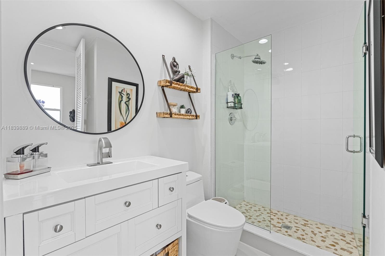 20379 W Country Club Dr PH38 photo 13