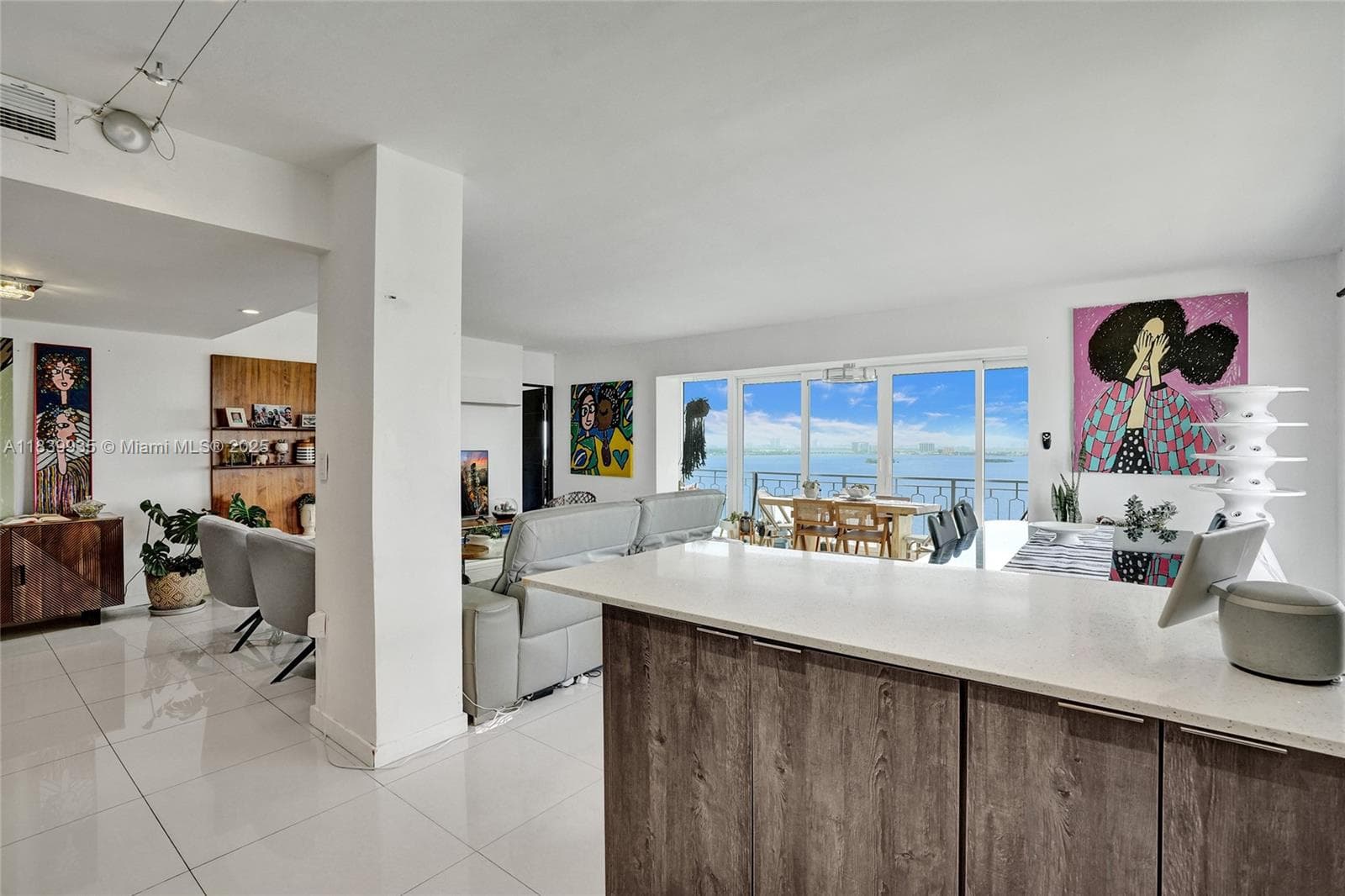 11111 Biscayne Blvd 1915 photo 10