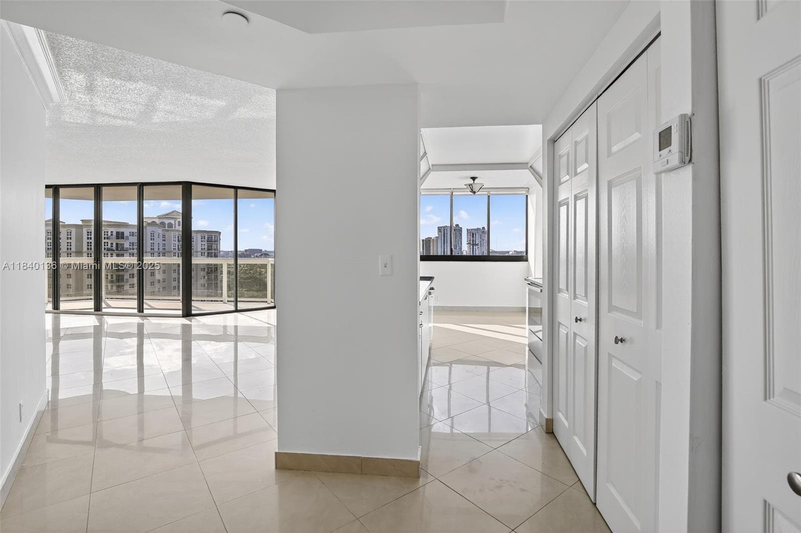 20185 E Country Club Dr 1405 photo 16
