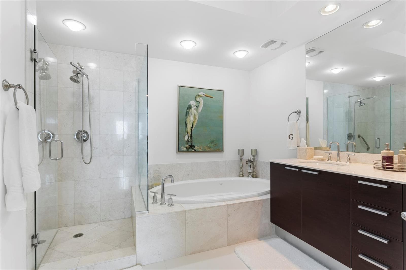 3535 S Ocean Drive 402 photo 22