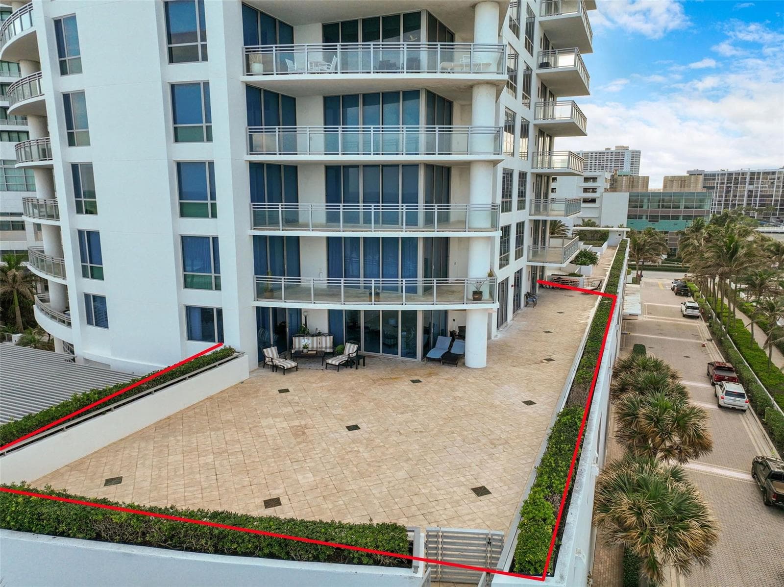 3535 S Ocean Drive 402 photo 3