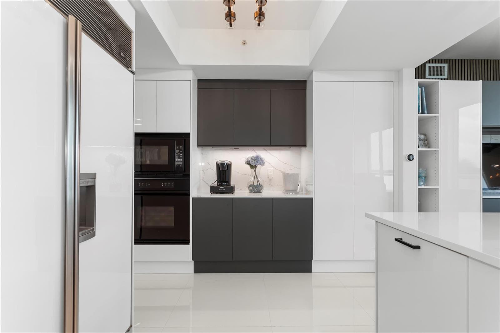 3535 S Ocean Drive 402 photo 18