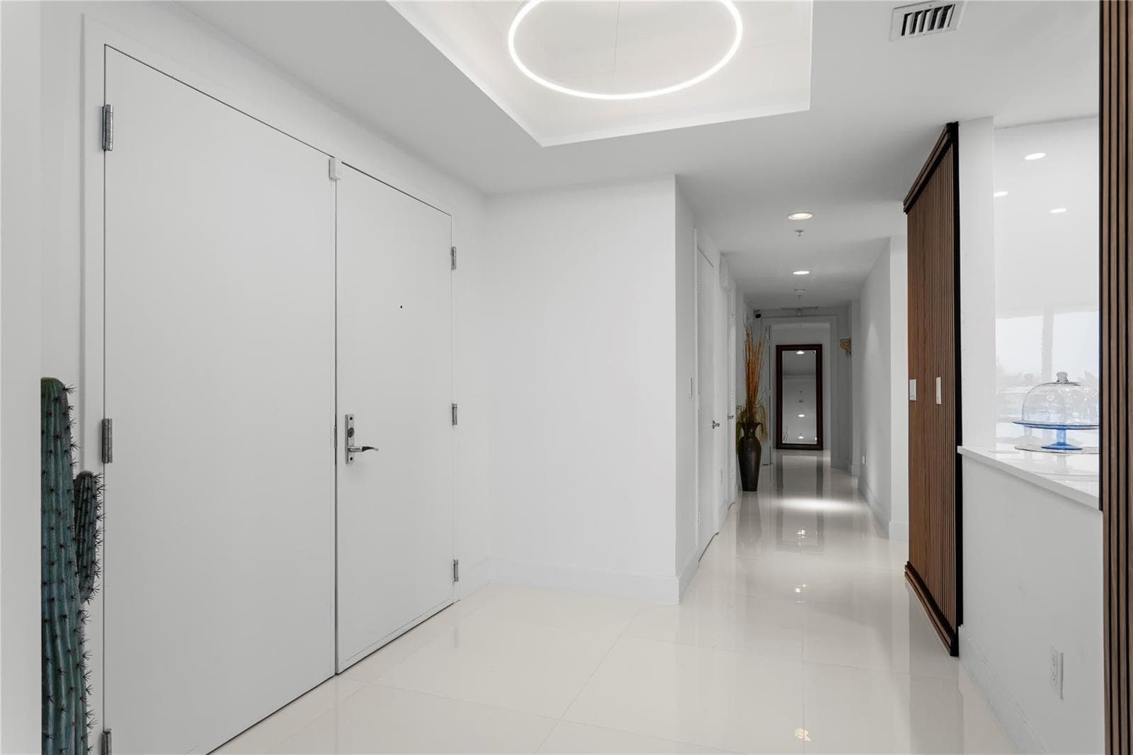 3535 S Ocean Drive 402 photo 8