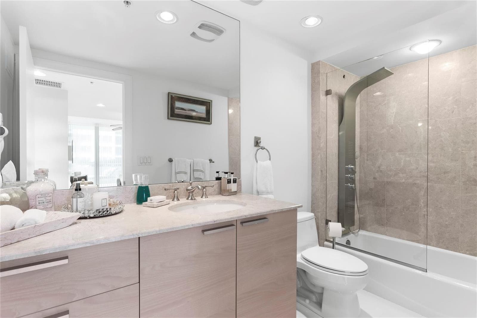 3535 S Ocean Drive 402 photo 25