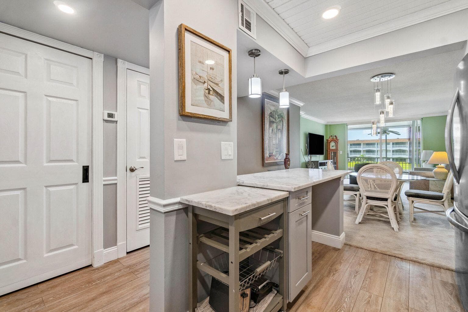 100 Paradise Harbour Boulevard 208 photo 2