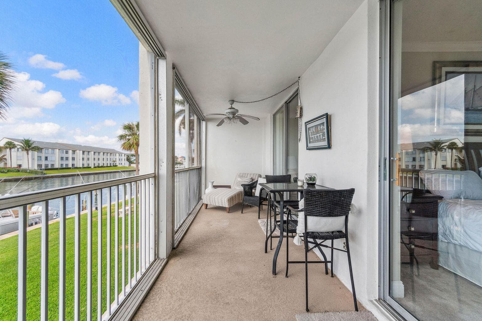100 Paradise Harbour Boulevard 208 photo 19