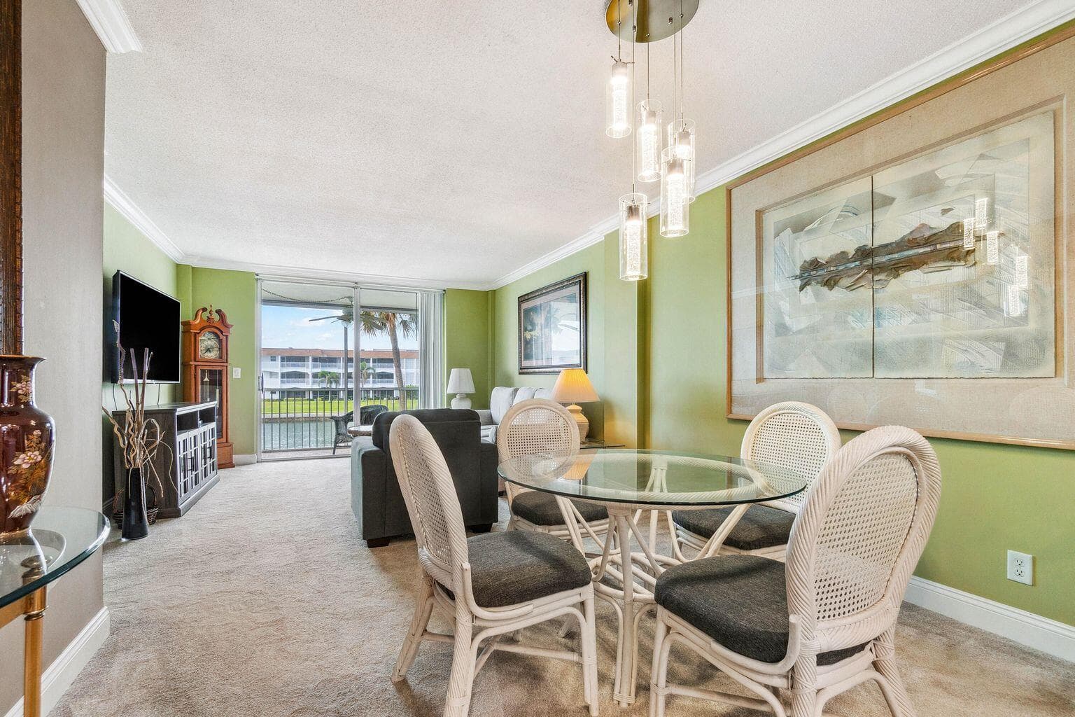 100 Paradise Harbour Boulevard 208 photo 4