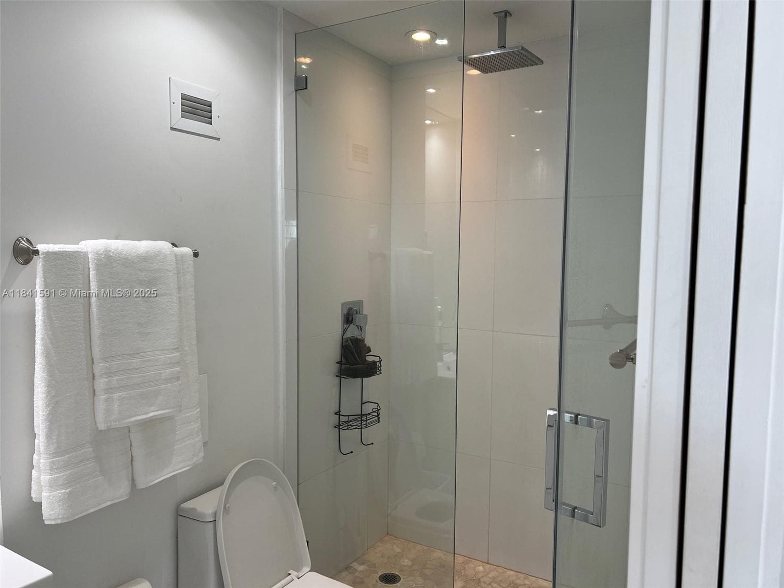 100 Lincoln Rd 1601 photo 16