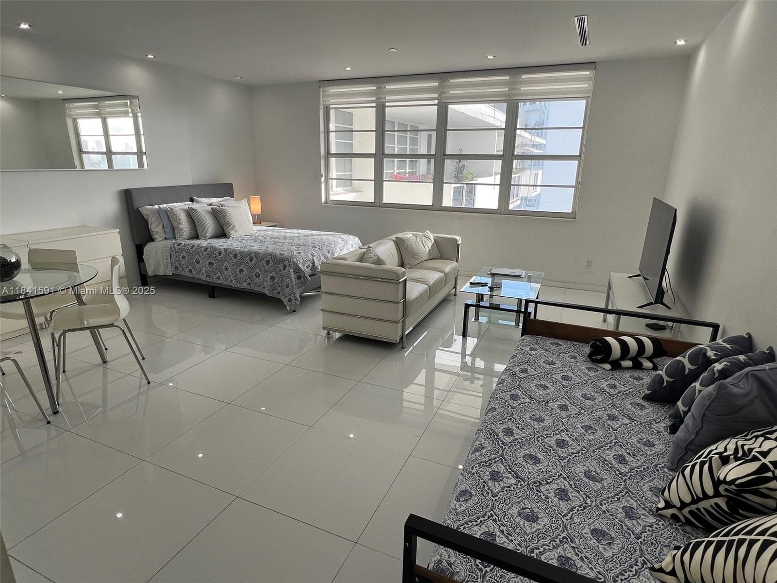 100 Lincoln Rd 1601 photo 10