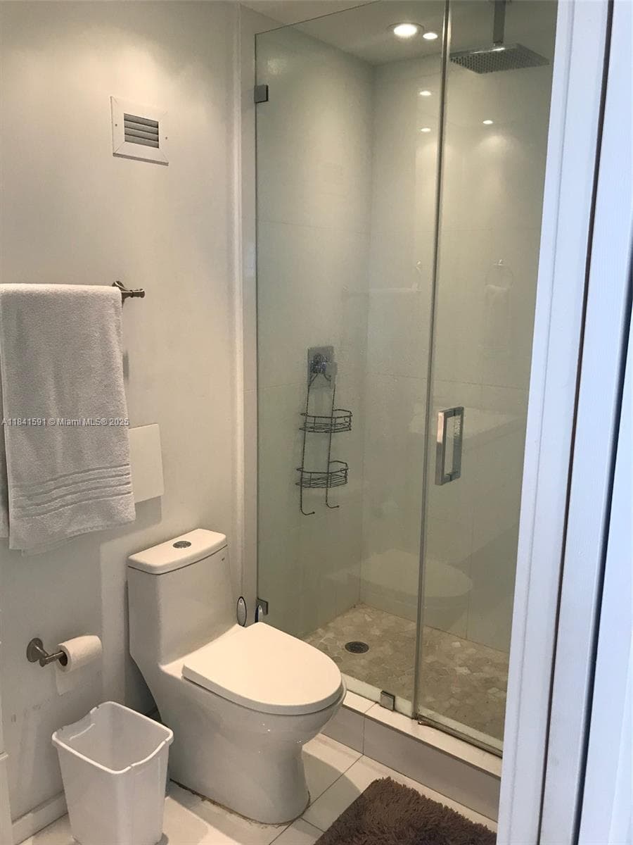 100 Lincoln Rd 1601 photo 18