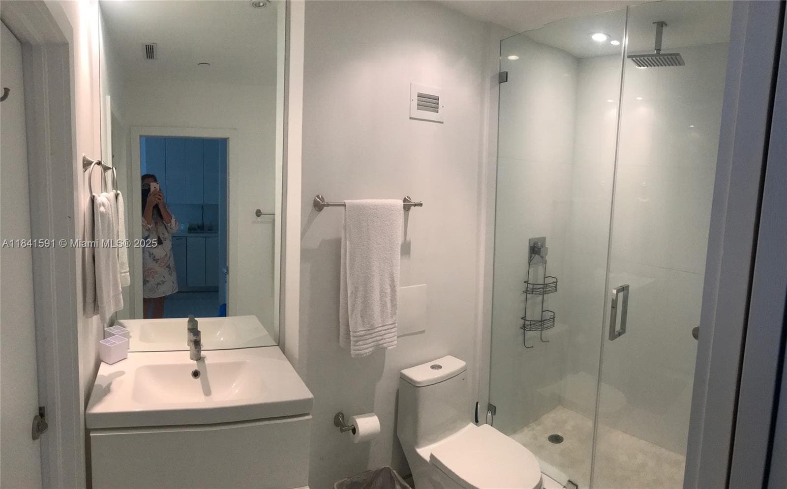 100 Lincoln Rd 1601 photo 19