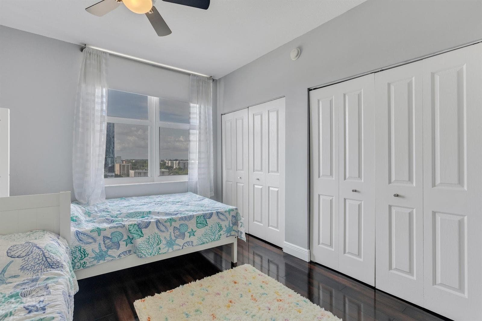 511 SE 5th Avenue 912 photo 13