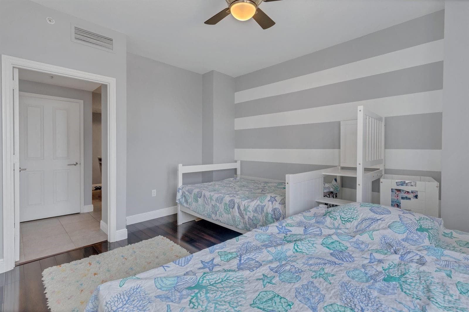 511 SE 5th Avenue 912 photo 12