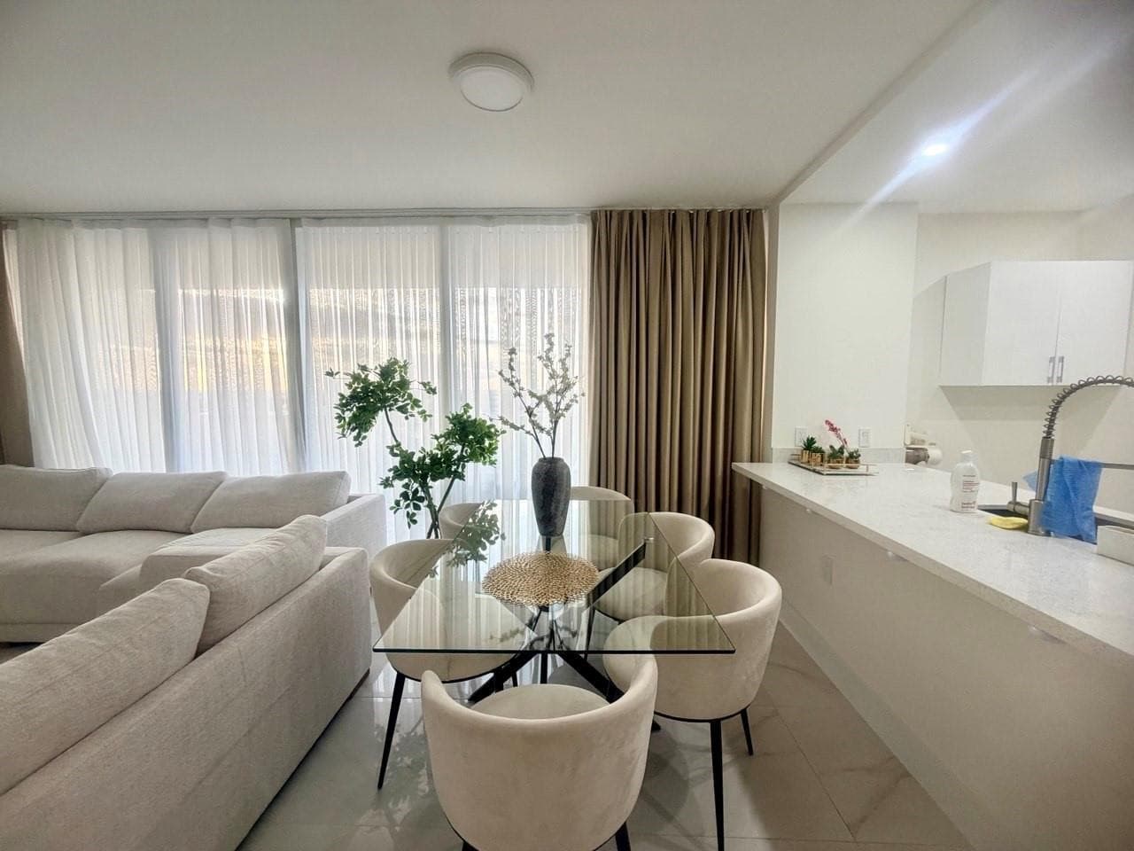 1830 S Ocean Drive 2406 photo 6