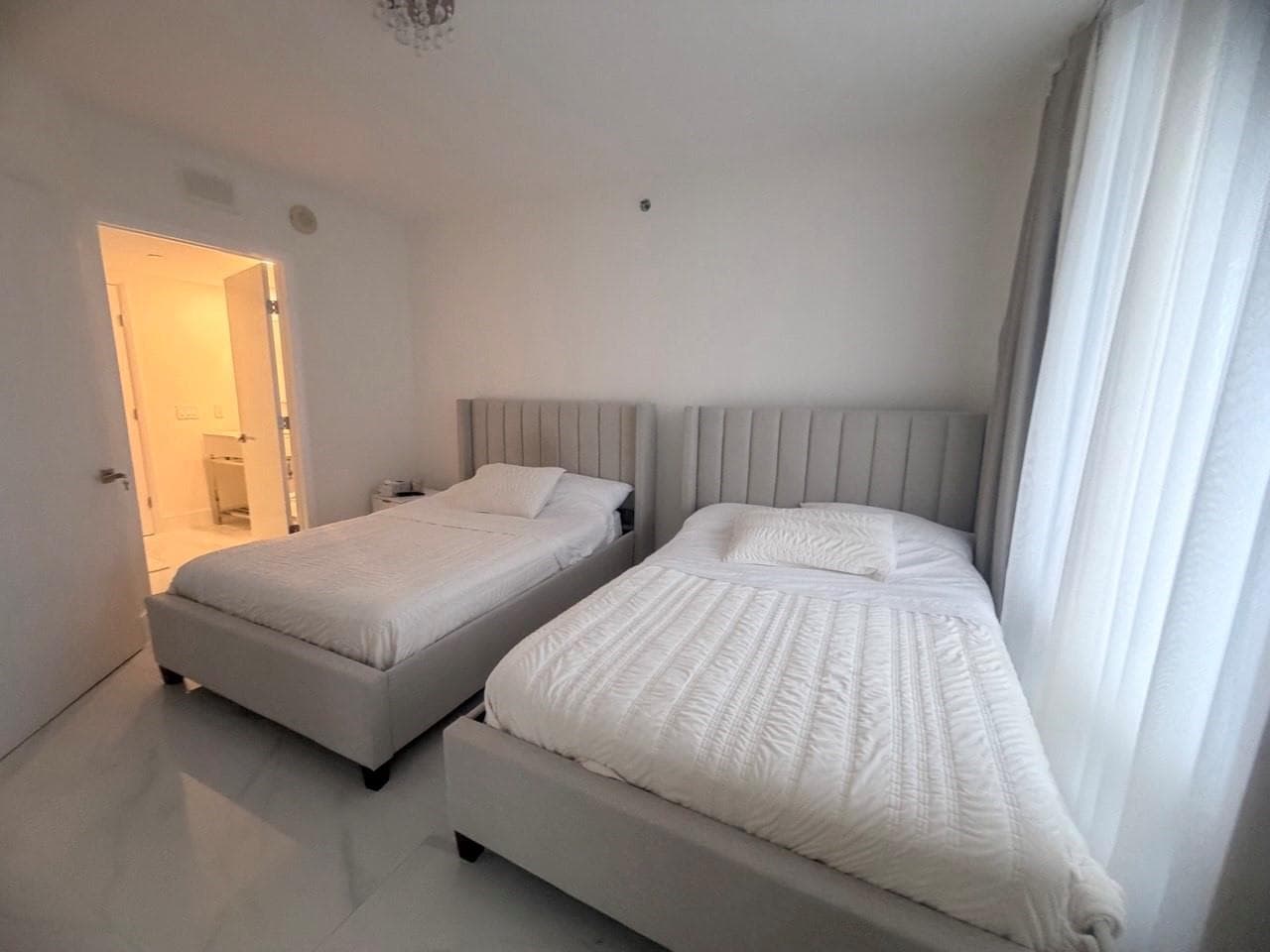 1830 S Ocean Drive 2406 photo 18