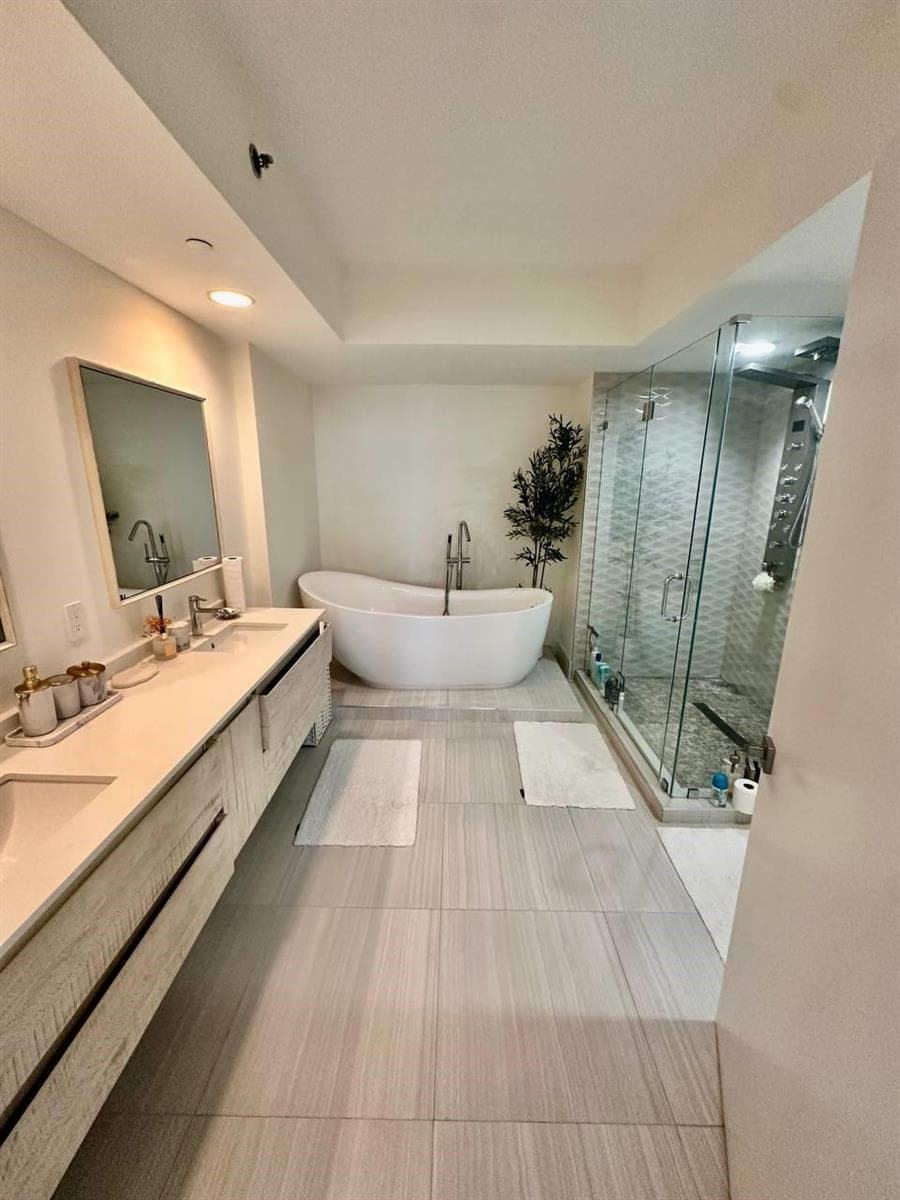 1830 S Ocean Drive 2406 photo 25