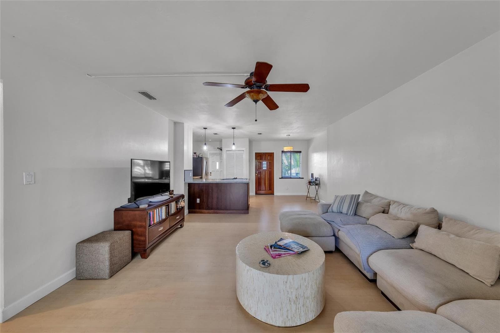 1535 SE 15th Street 305 photo 17