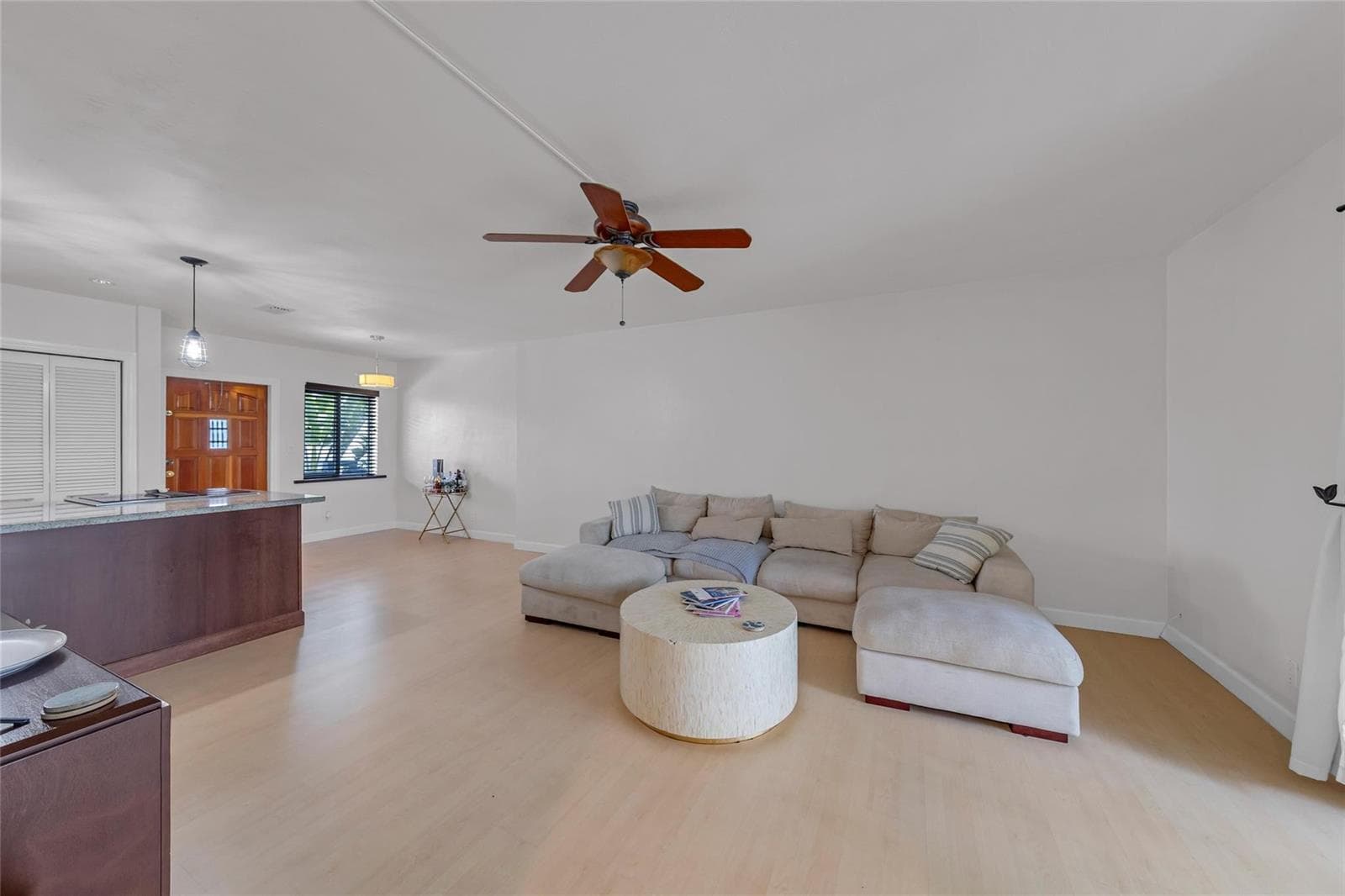 1535 SE 15th Street 305 photo 16